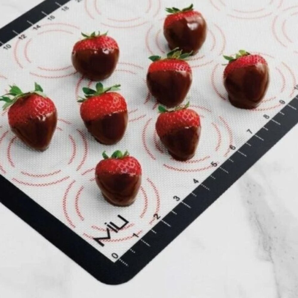 Miu Silicone Non-Stick Pastry & Baking Mats 3-Piece Set - Picture 4 of 5